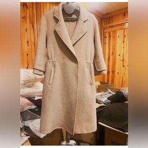 Elegant 100%  Wool short long sleeve Coat